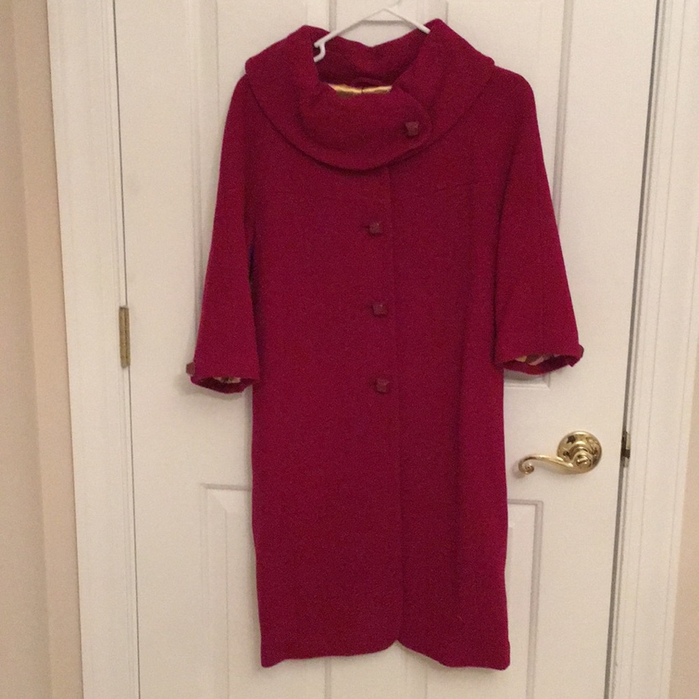 3/4 sleeve Maroon coat